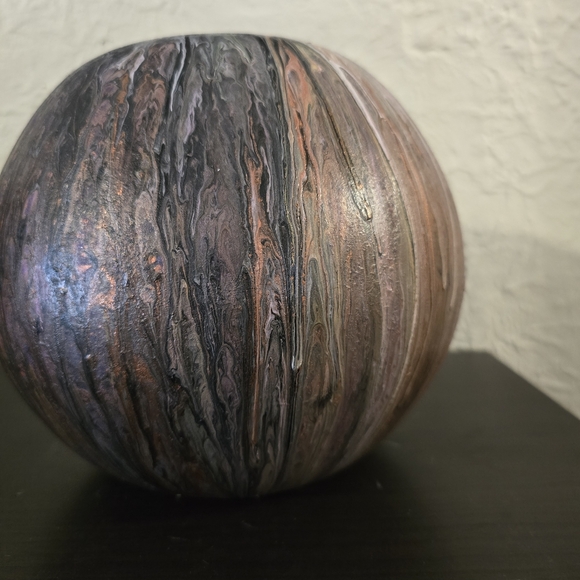 HANDCRAFTED Upcycled Glass Artwork HANDPAINTED Tabletop ART Decor Round Vase - Picture 17 of 17